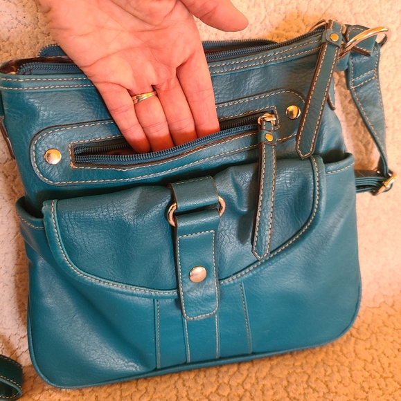 Emilie M Stylish Blue Shoulder/cross body hand bag - Picture 3 of 8